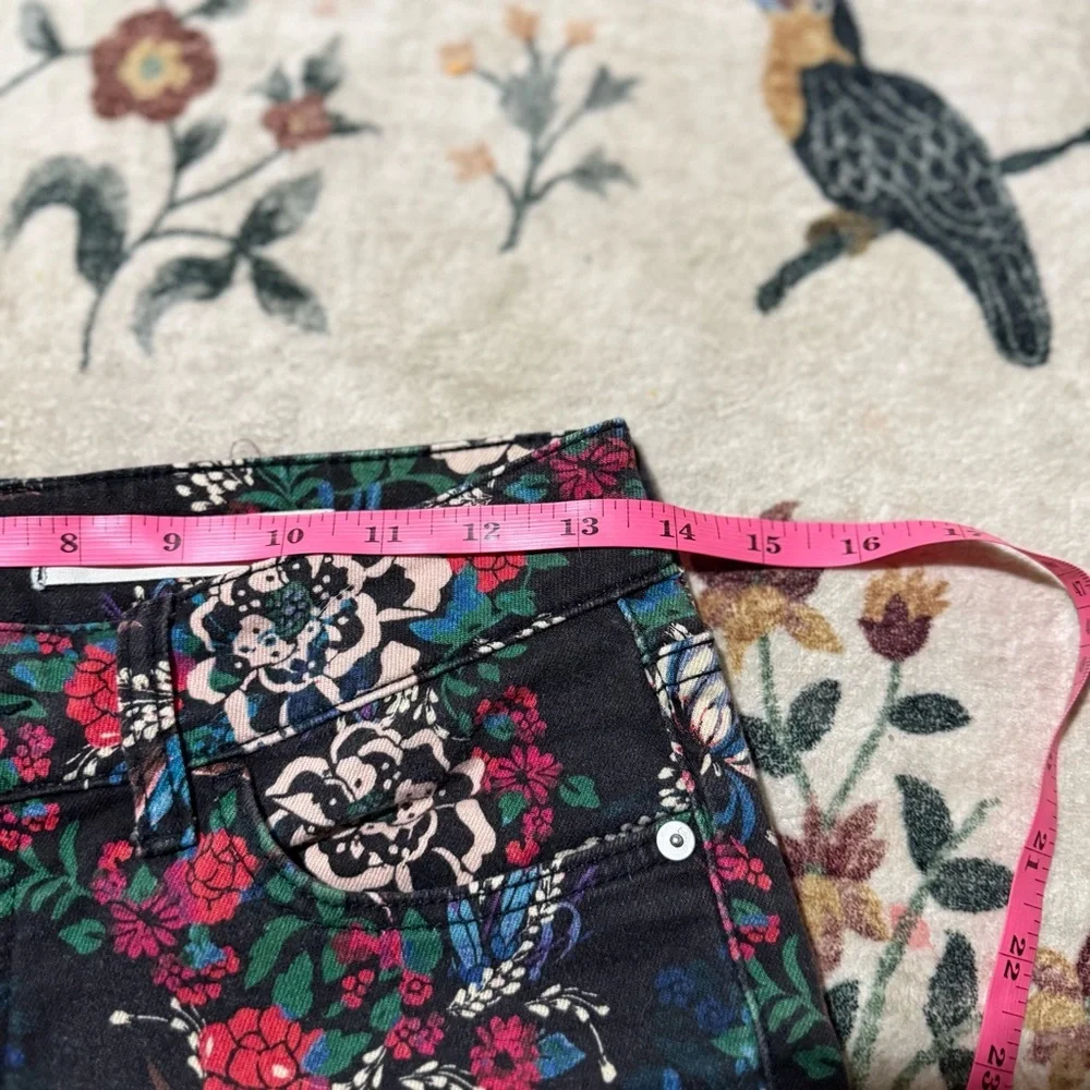 PILCRO AND THE LETTERPRESS Anthropologie Black Floral Mid Rise Skinny Jeans 27